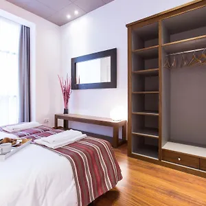 Apartamento Serennia Ramblas - Placa Catalunya, Barcelona
